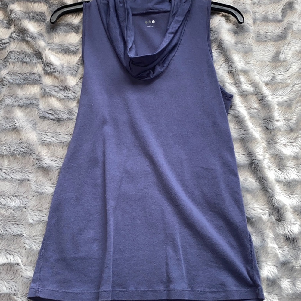 Scoop neck Tank ✨